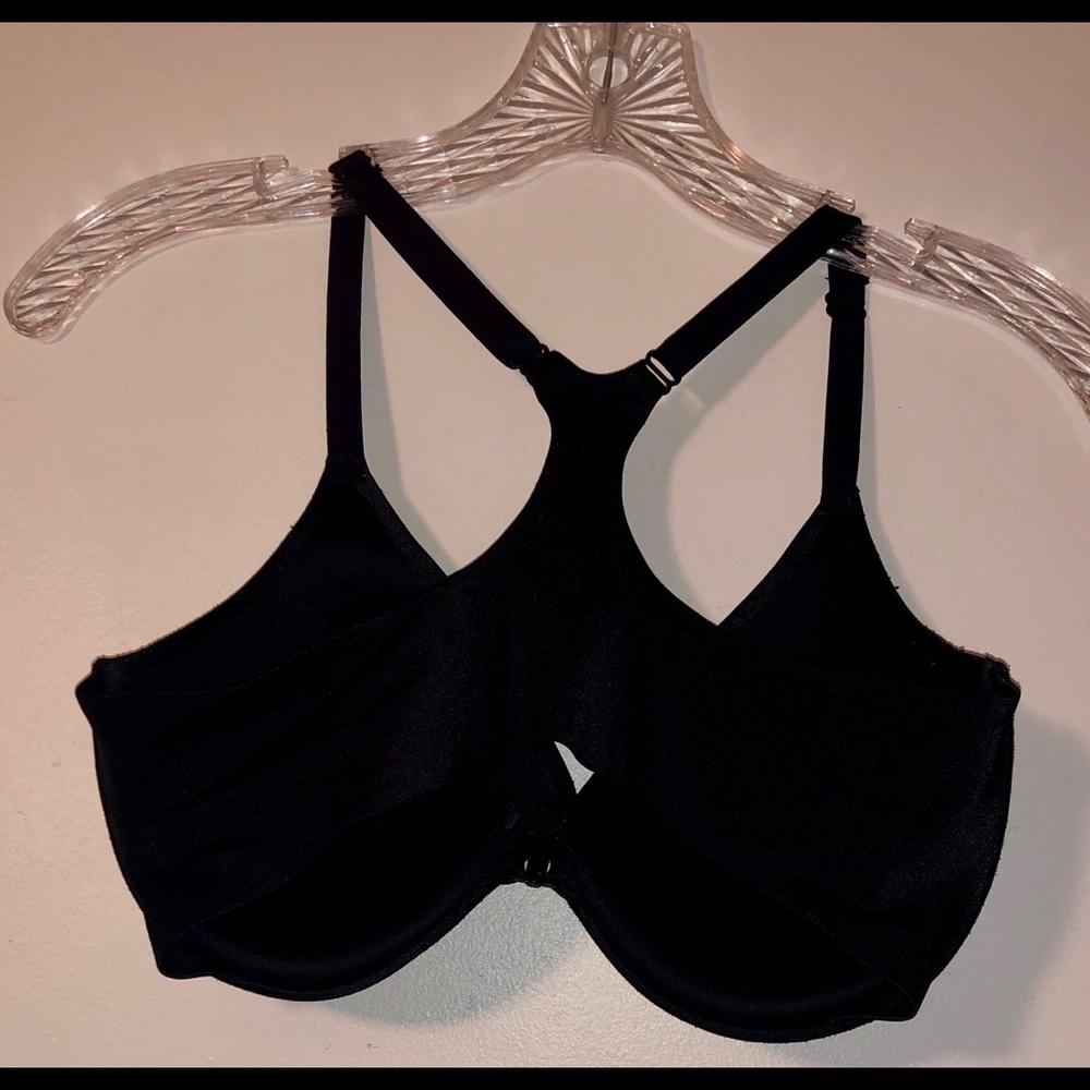 Maidenform Black Criss Cross Bra